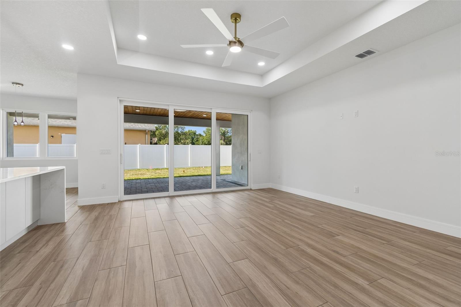 1810 W ERNA DR, TAMPA, FL, 33603