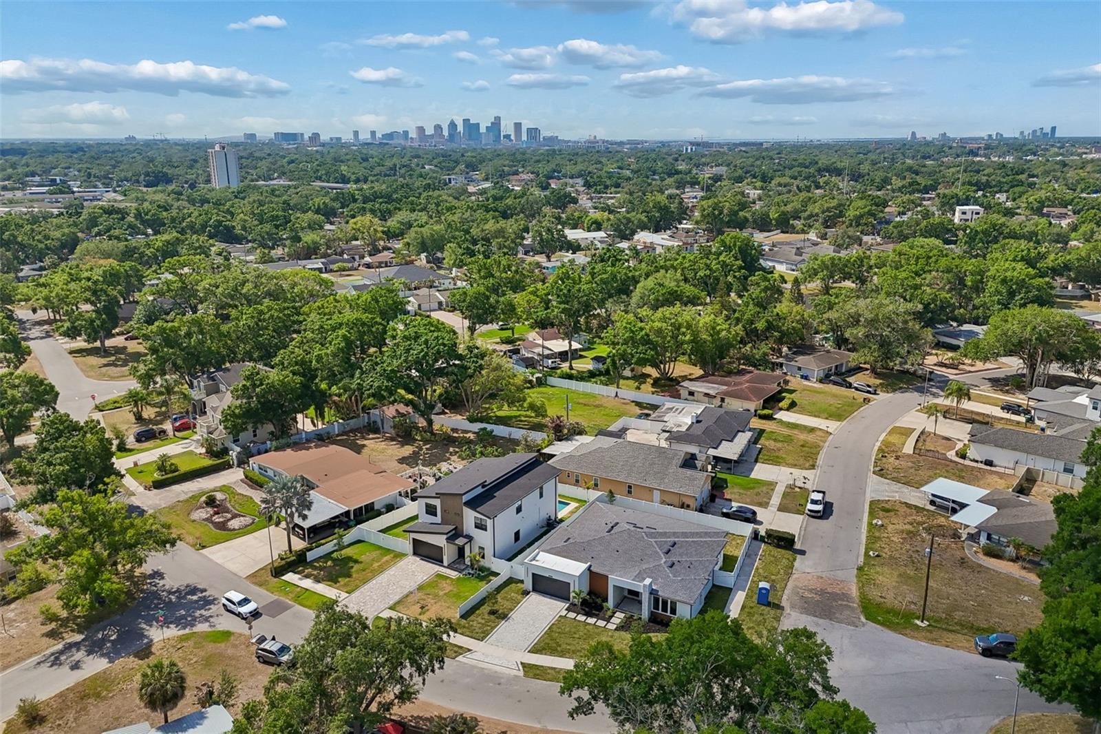1810 W ERNA DR, TAMPA, FL, 33603