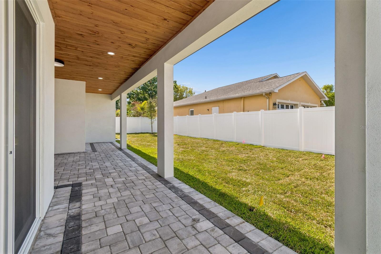 1810 W ERNA DR, TAMPA, FL, 33603