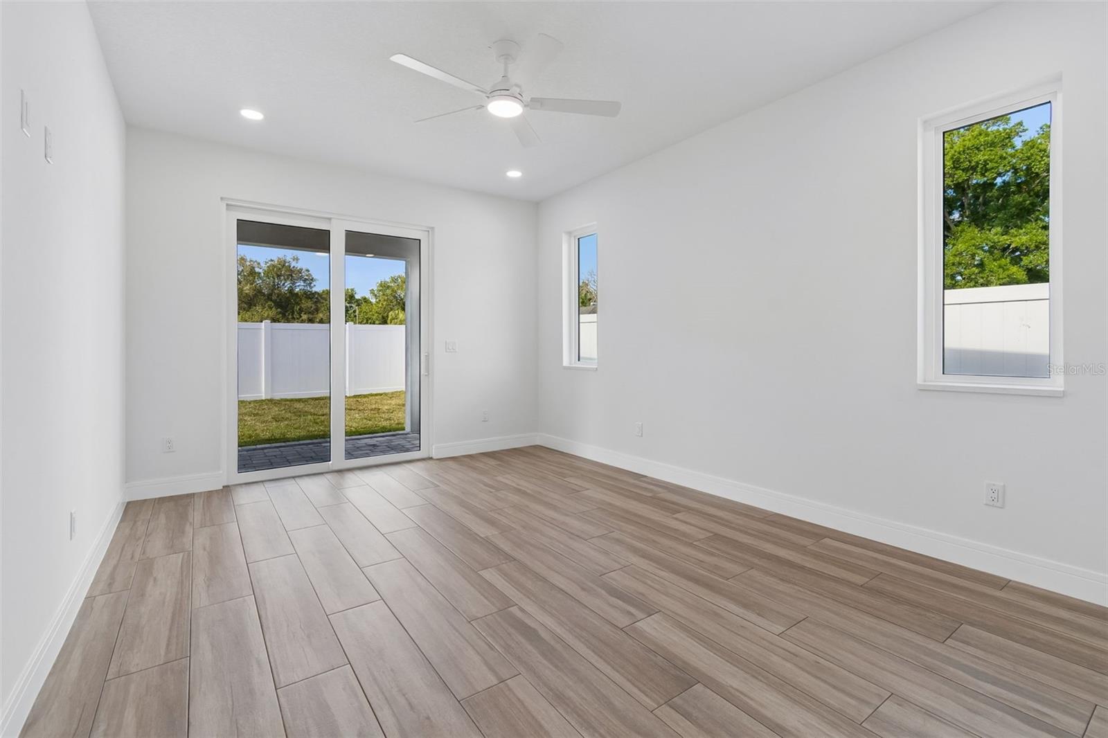 1810 W ERNA DR, TAMPA, FL, 33603