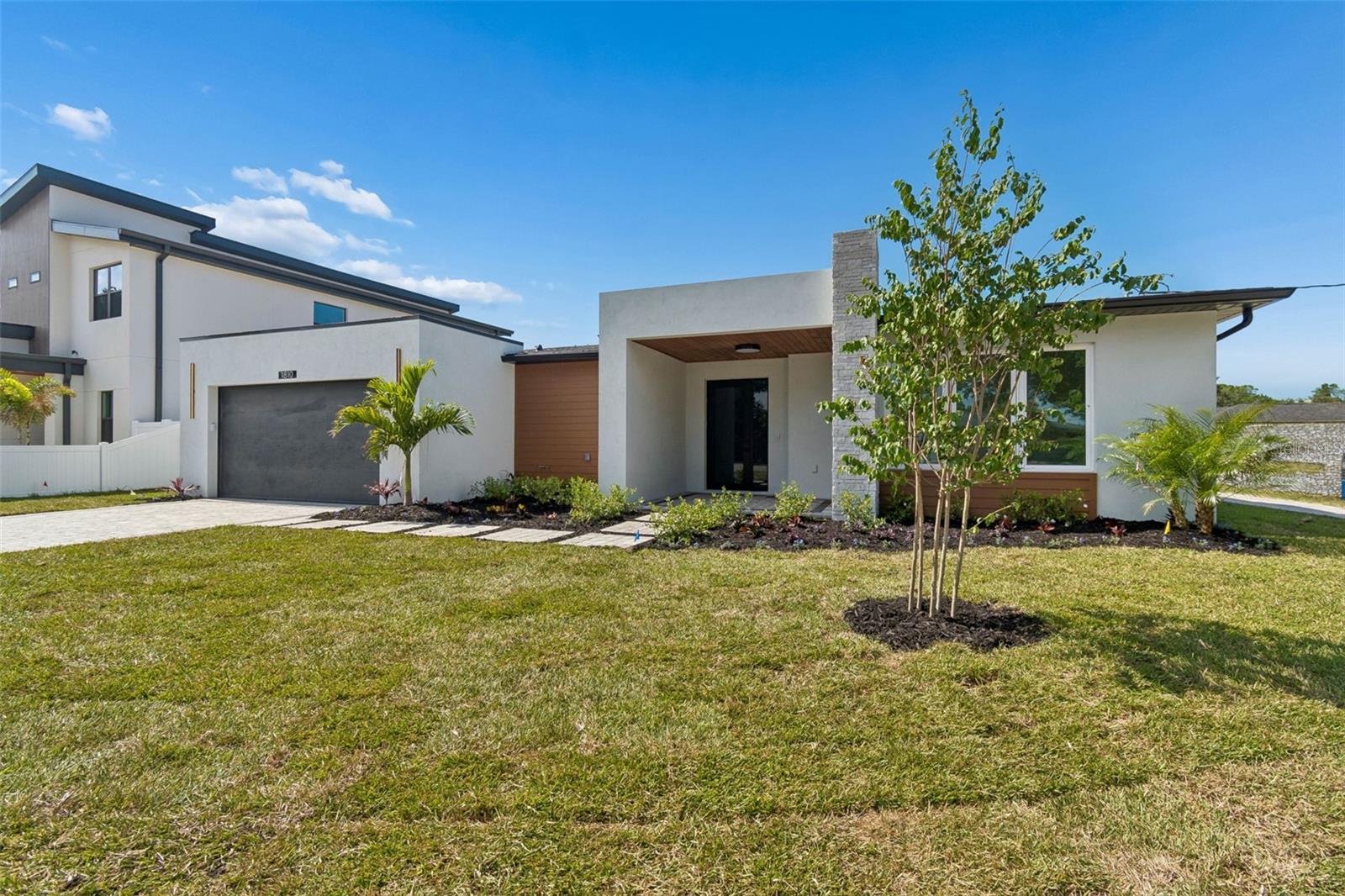 1810 W ERNA DR, TAMPA, FL, 33603