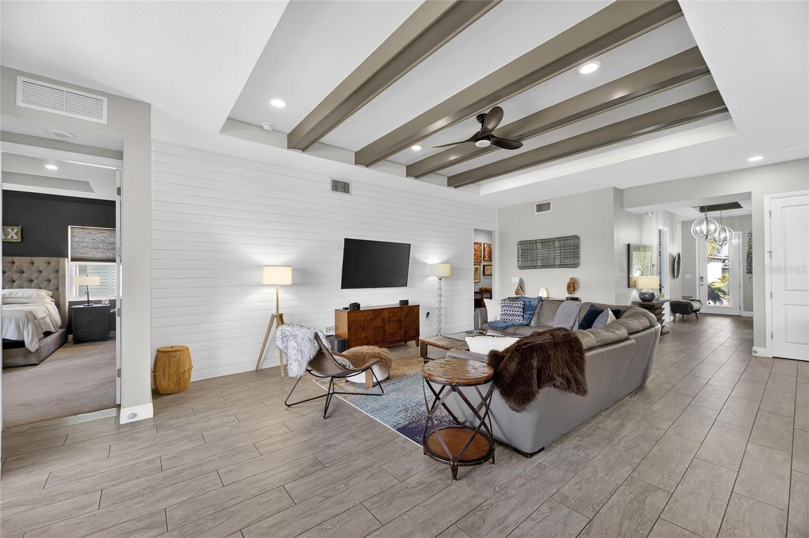 7317 HOURGLASS DR, APOLLO BEACH, FL, 33572