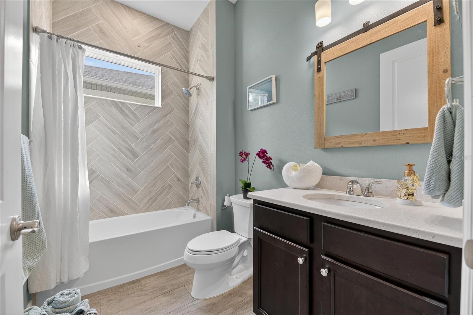 7317 HOURGLASS DR, APOLLO BEACH, FL, 33572