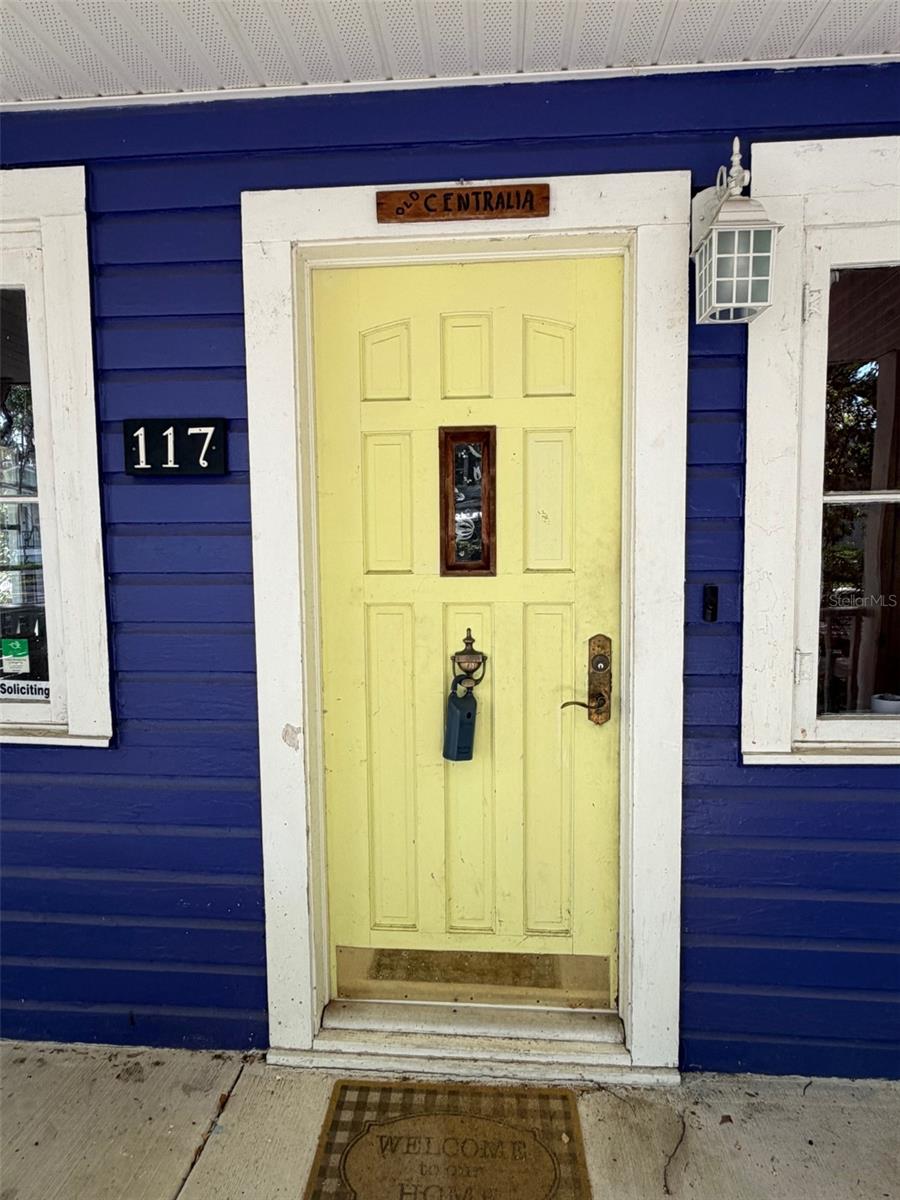 117 S BROOKSVILLE AVE, BROOKSVILLE, FL, 34601