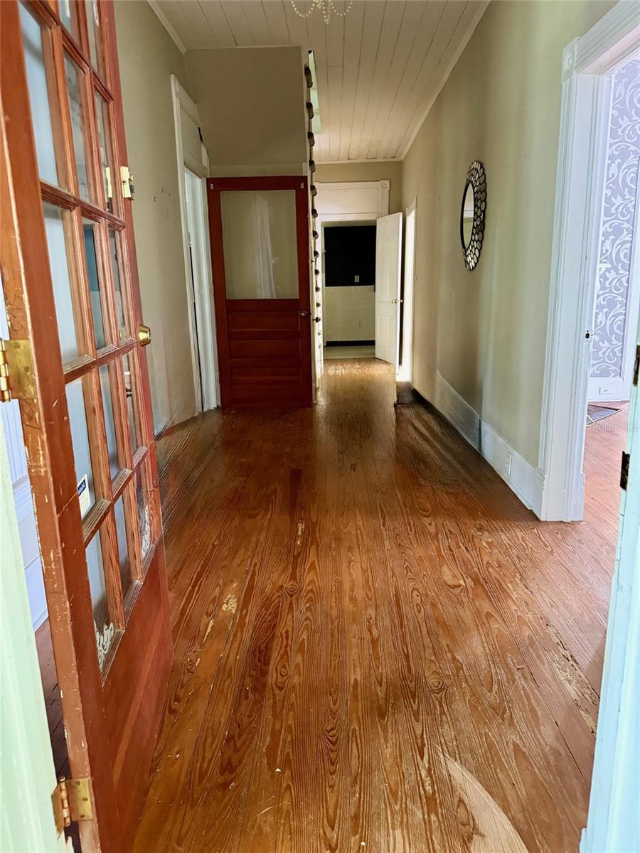 117 S BROOKSVILLE AVE, BROOKSVILLE, FL, 34601