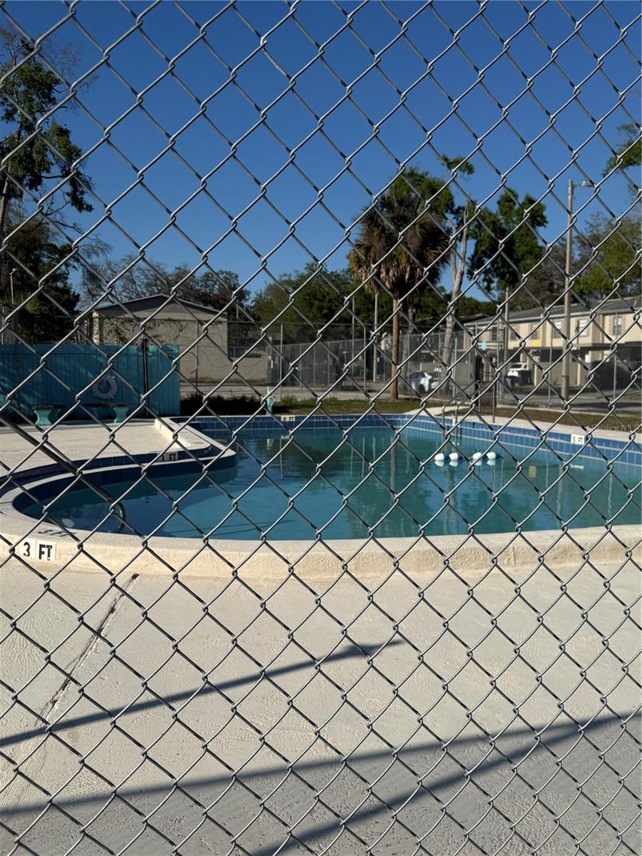 5118 TENNIS COURT CIRCLE, TAMPA, FL, 33617
