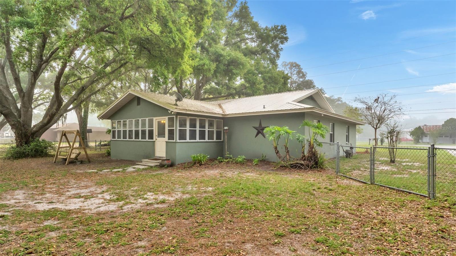 815 W SOCRUM LOOP RD, LAKELAND, FL, 33809