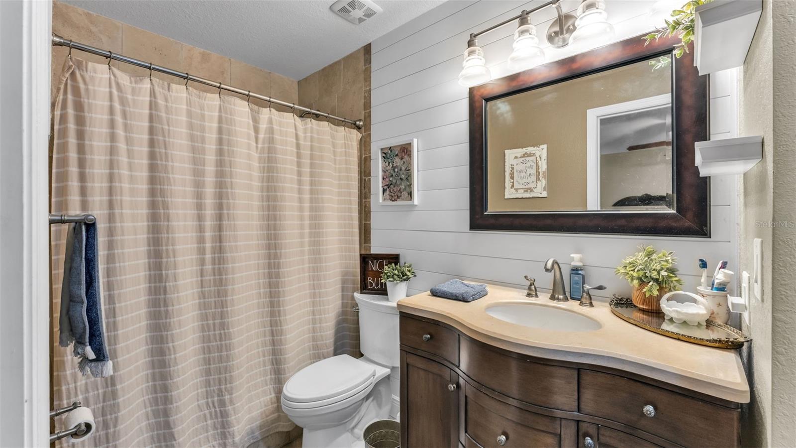 815 W SOCRUM LOOP RD, LAKELAND, FL, 33809