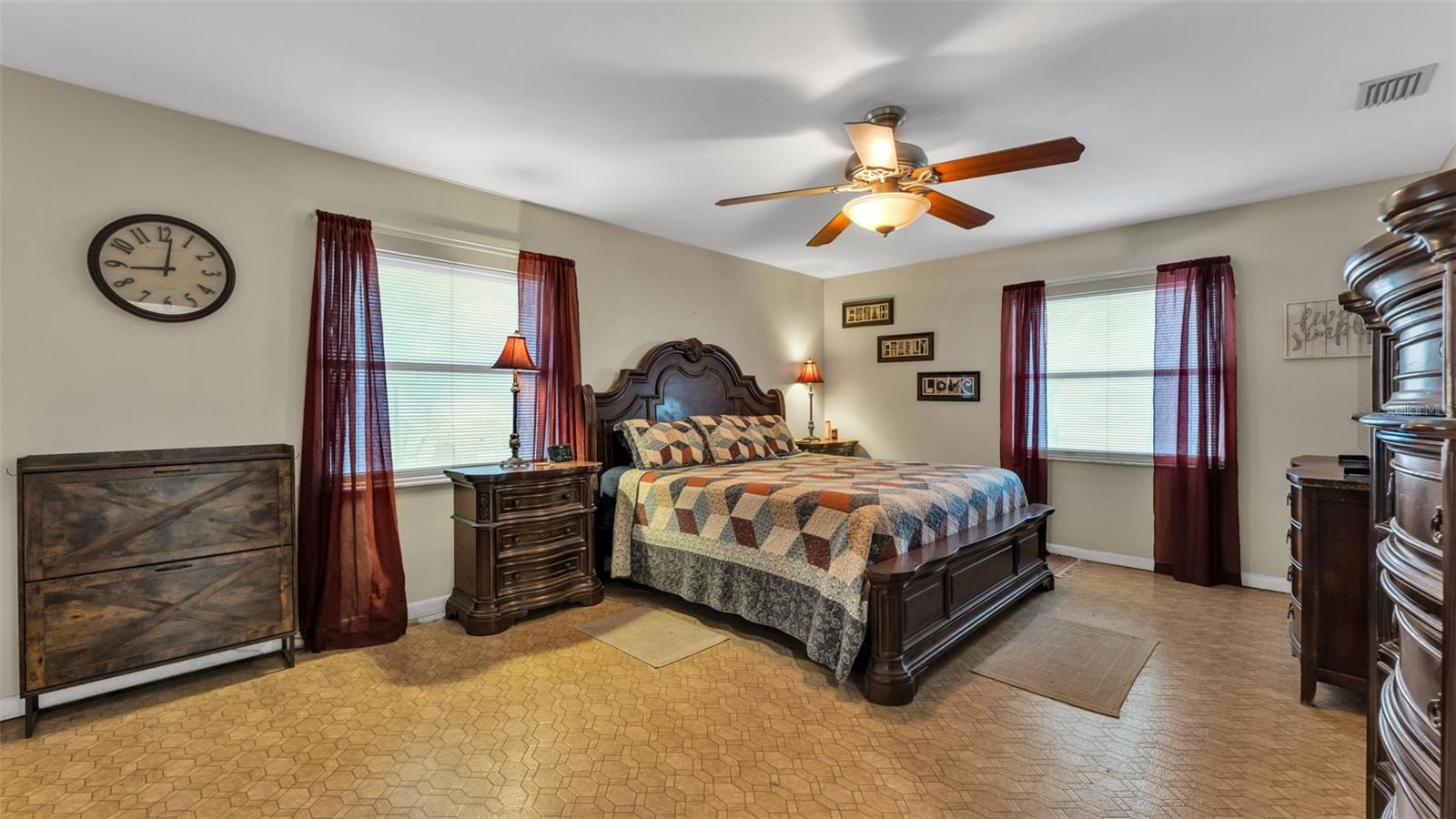 815 W SOCRUM LOOP RD, LAKELAND, FL, 33809