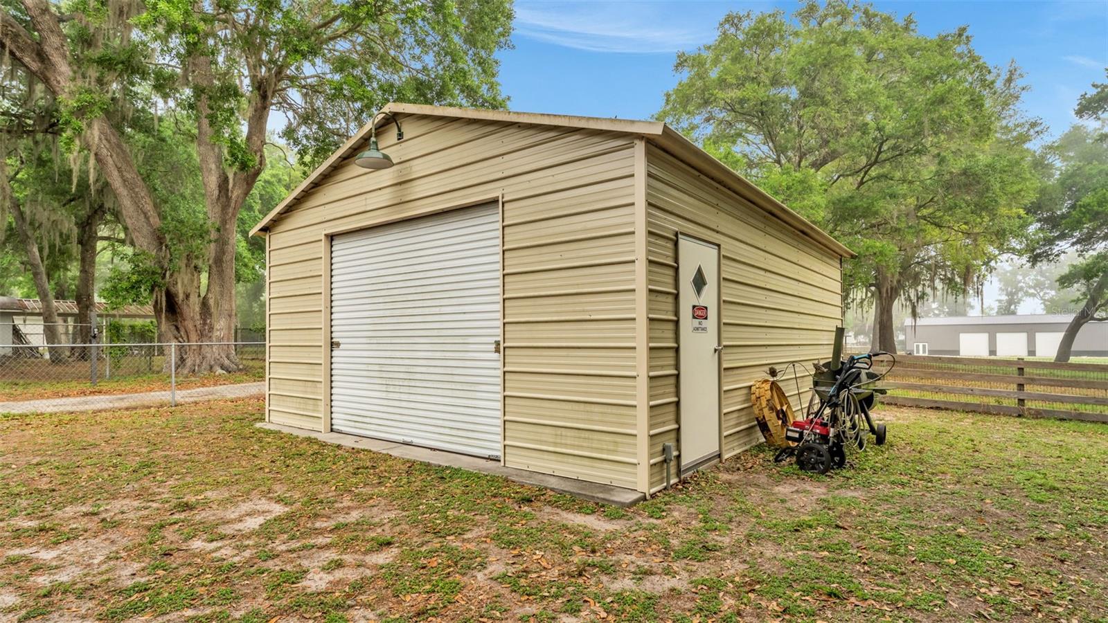 815 W SOCRUM LOOP RD, LAKELAND, FL, 33809