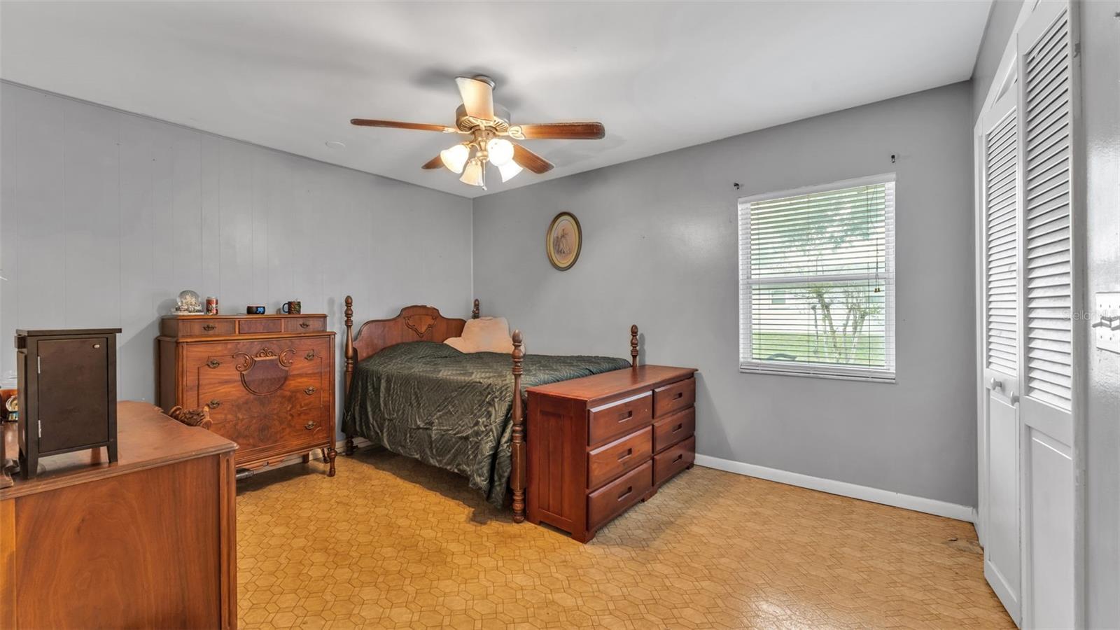 815 W SOCRUM LOOP RD, LAKELAND, FL, 33809