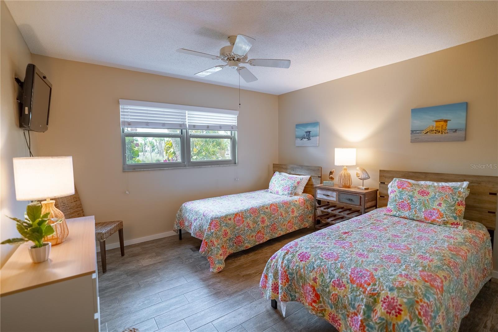 925 BEACH RD #107, SARASOTA, FL, 34242