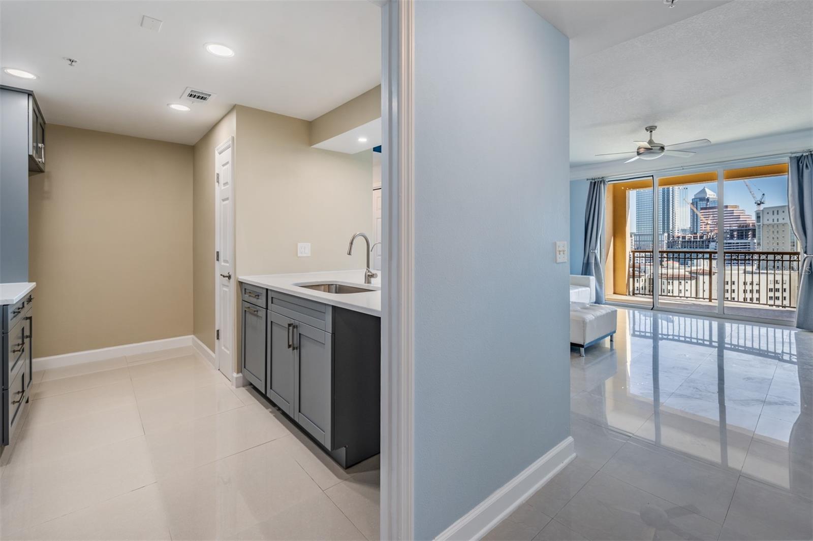 345 BAYSHORE BLVD #1402, TAMPA, FL, 33606