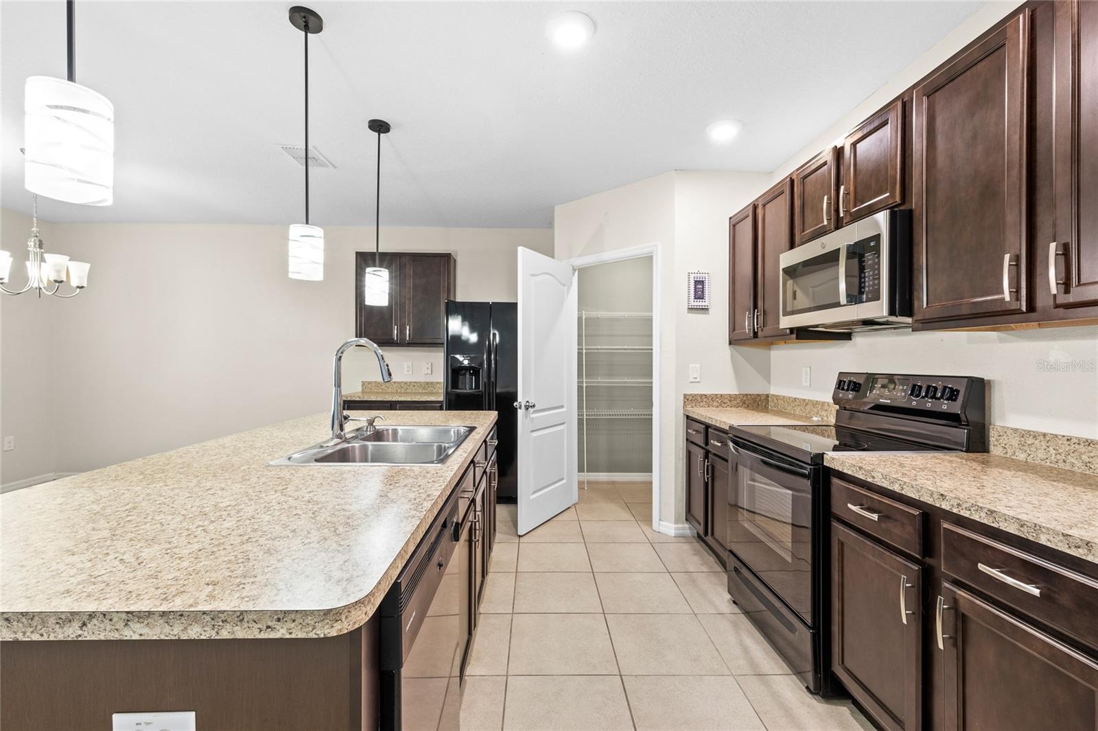 16141 YELLOWEYED DR, CLERMONT, FL, 34714