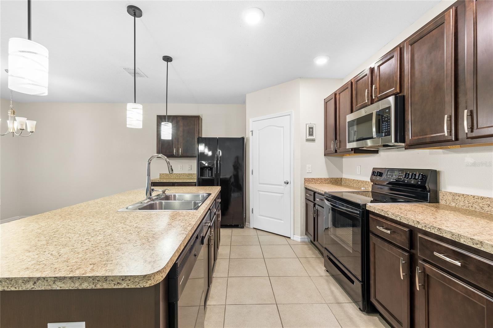 16141 YELLOWEYED DR, CLERMONT, FL, 34714