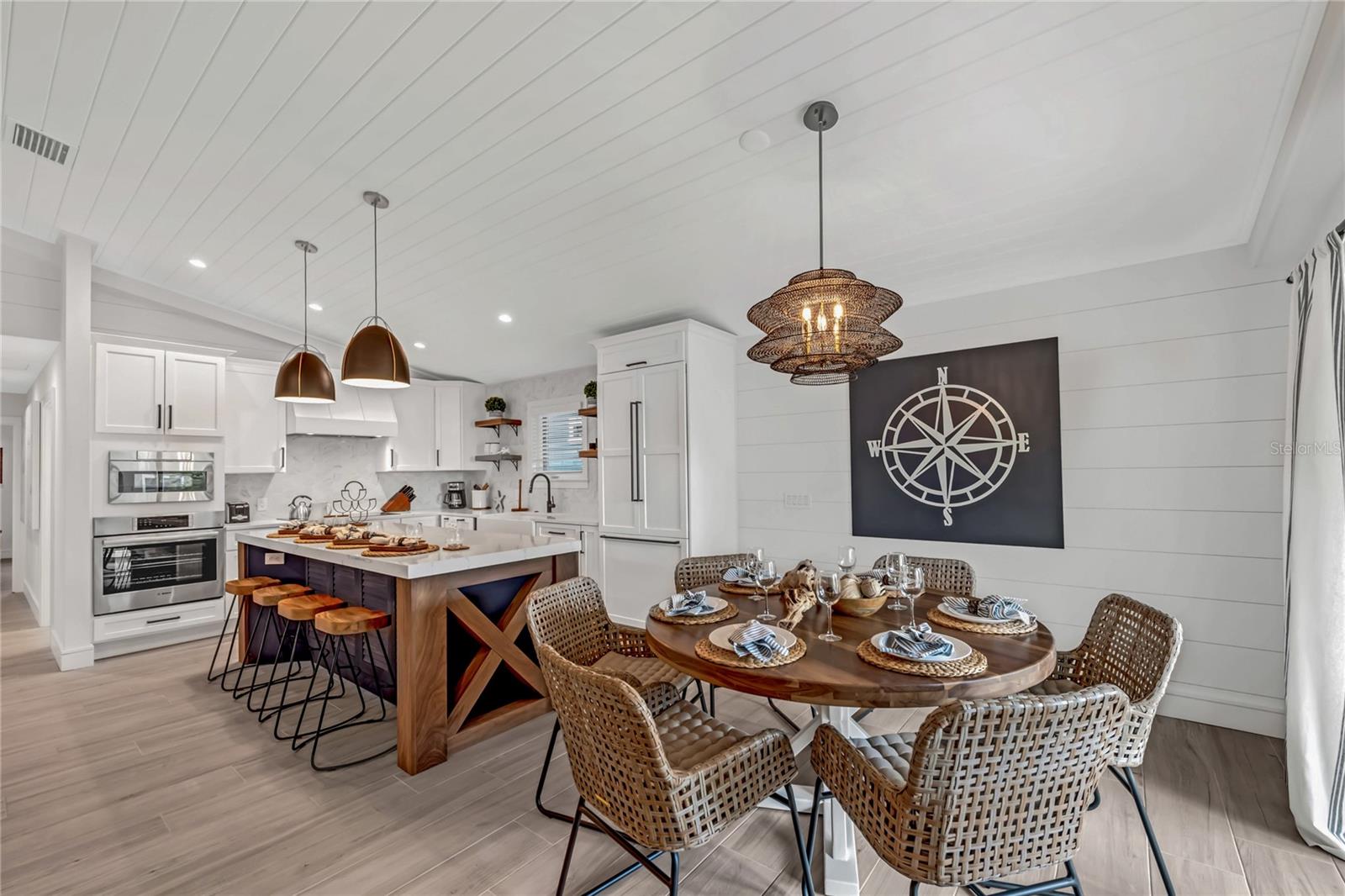 2208 AVENUE A, BRADENTON BEACH, FL, 34217