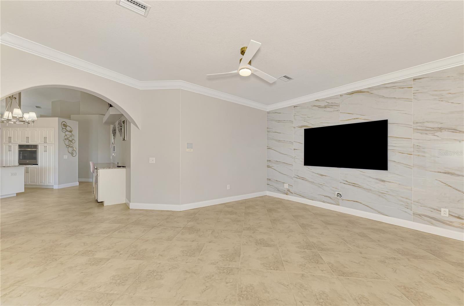 202 ROTONDA BLVD N, ROTONDA WEST, FL, 33947