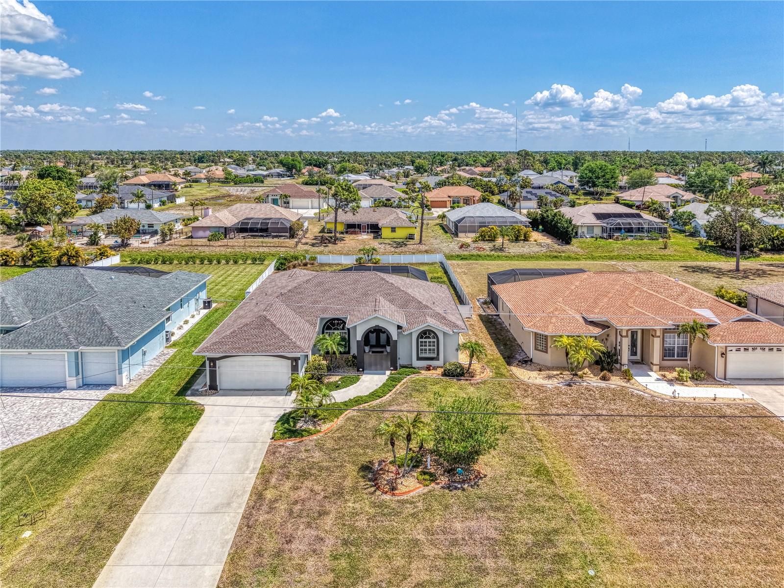 202 ROTONDA BLVD N, ROTONDA WEST, FL, 33947
