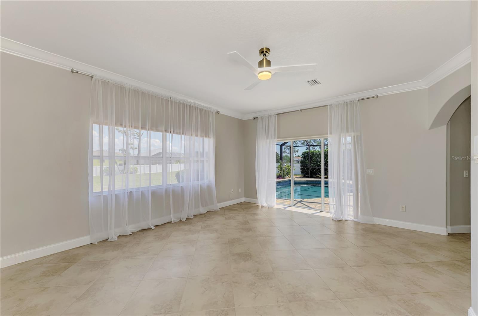 202 ROTONDA BLVD N, ROTONDA WEST, FL, 33947