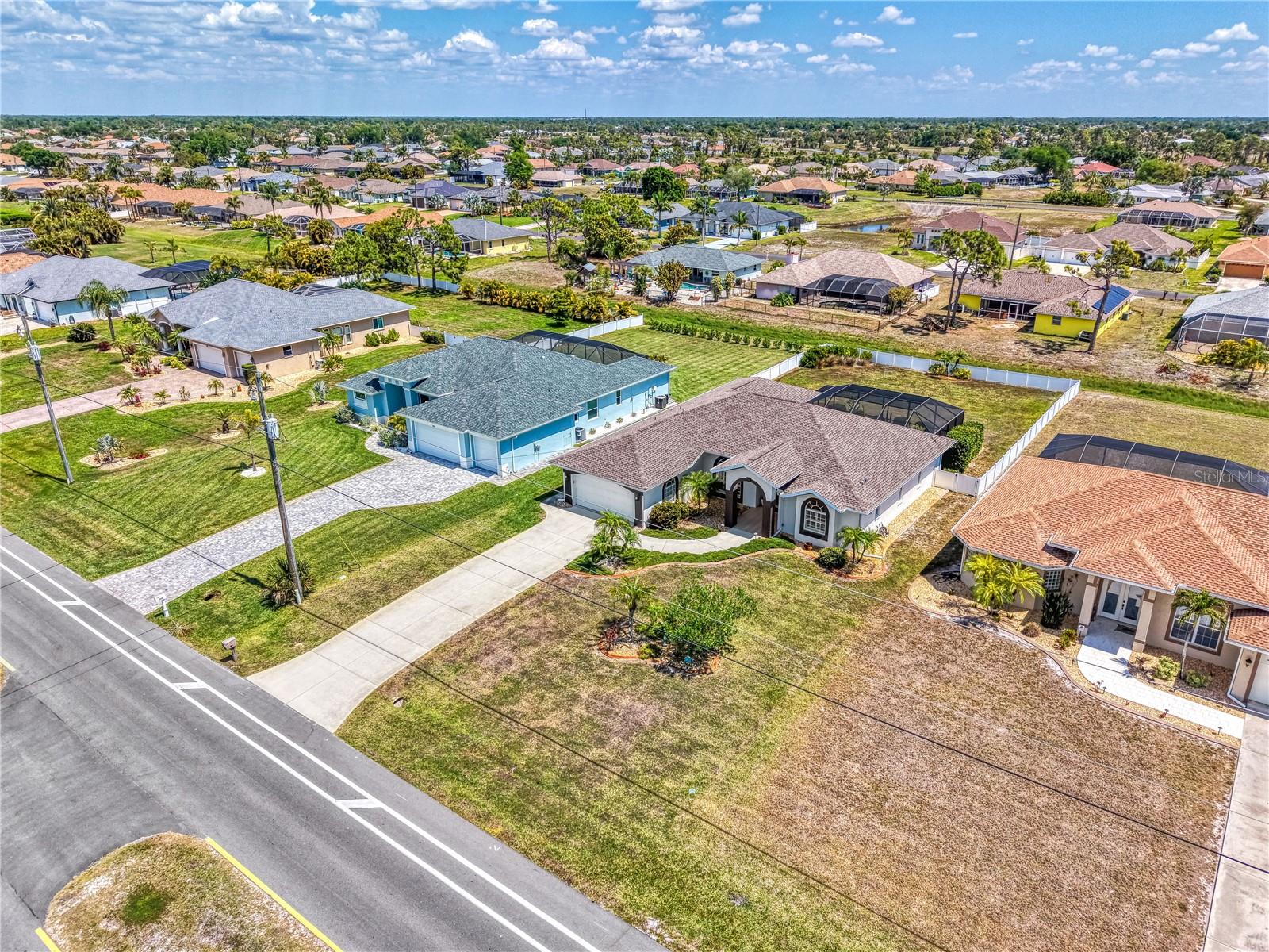 202 ROTONDA BLVD N, ROTONDA WEST, FL, 33947