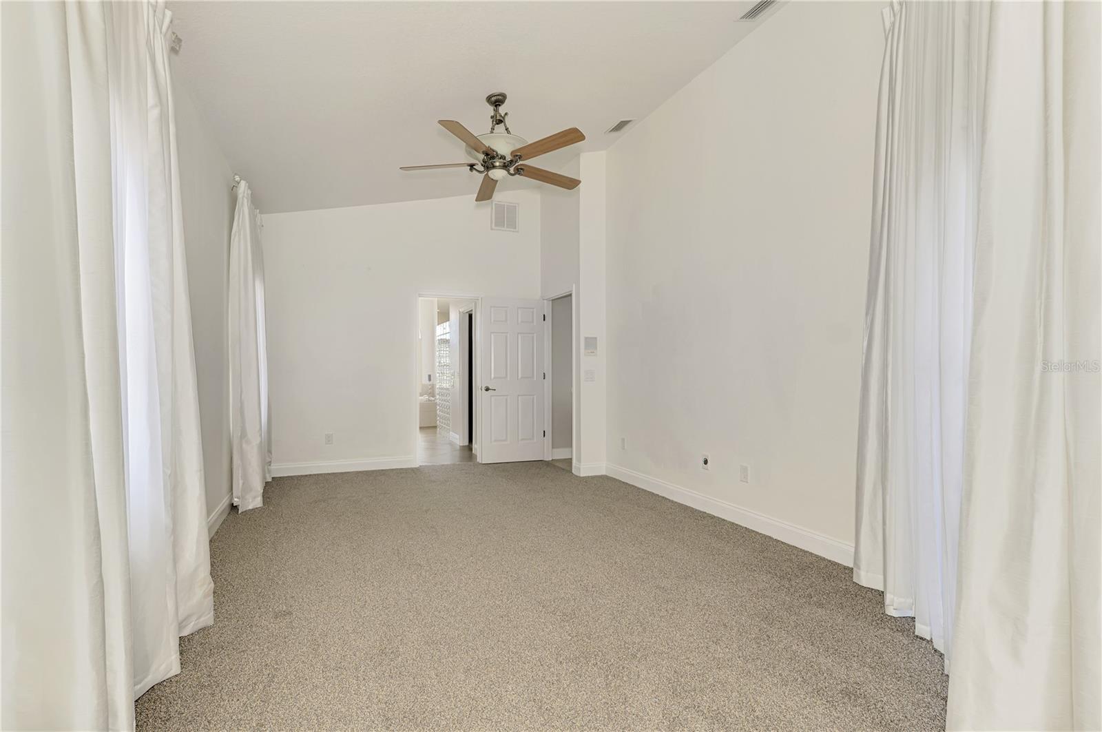 202 ROTONDA BLVD N, ROTONDA WEST, FL, 33947