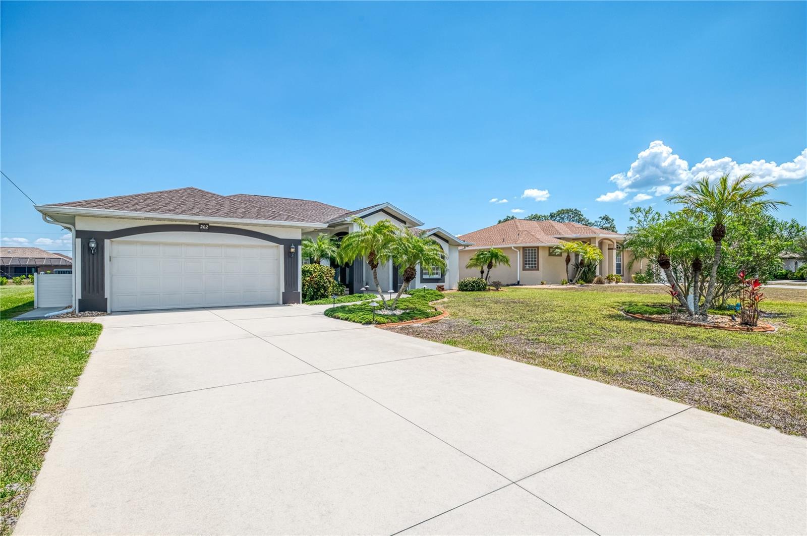 202 ROTONDA BLVD N, ROTONDA WEST, FL, 33947