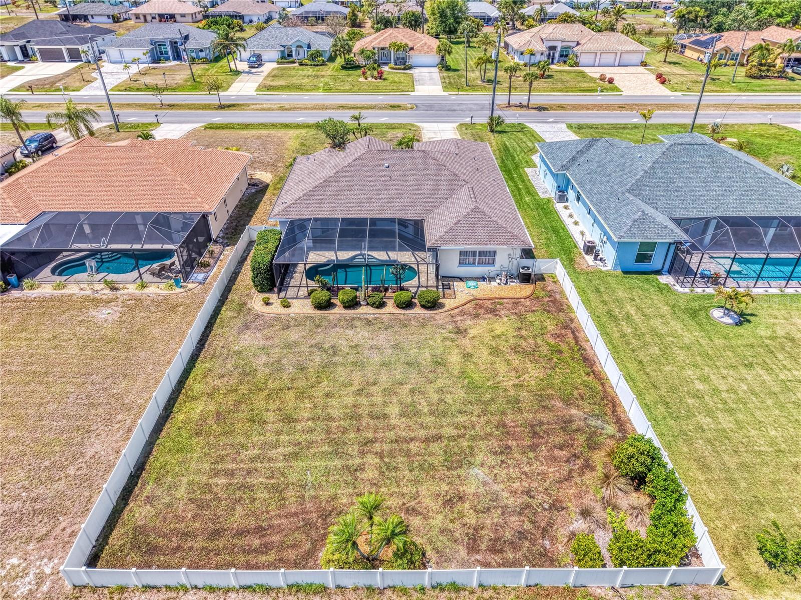 202 ROTONDA BLVD N, ROTONDA WEST, FL, 33947