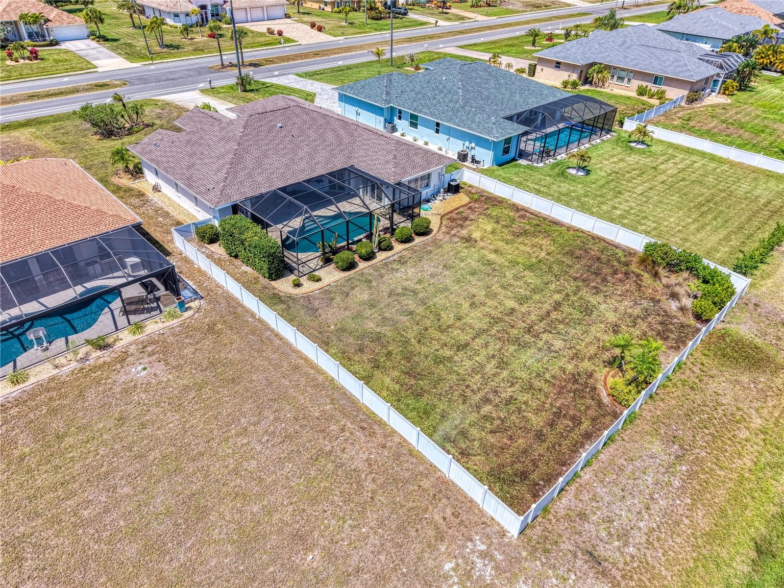 202 ROTONDA BLVD N, ROTONDA WEST, FL, 33947
