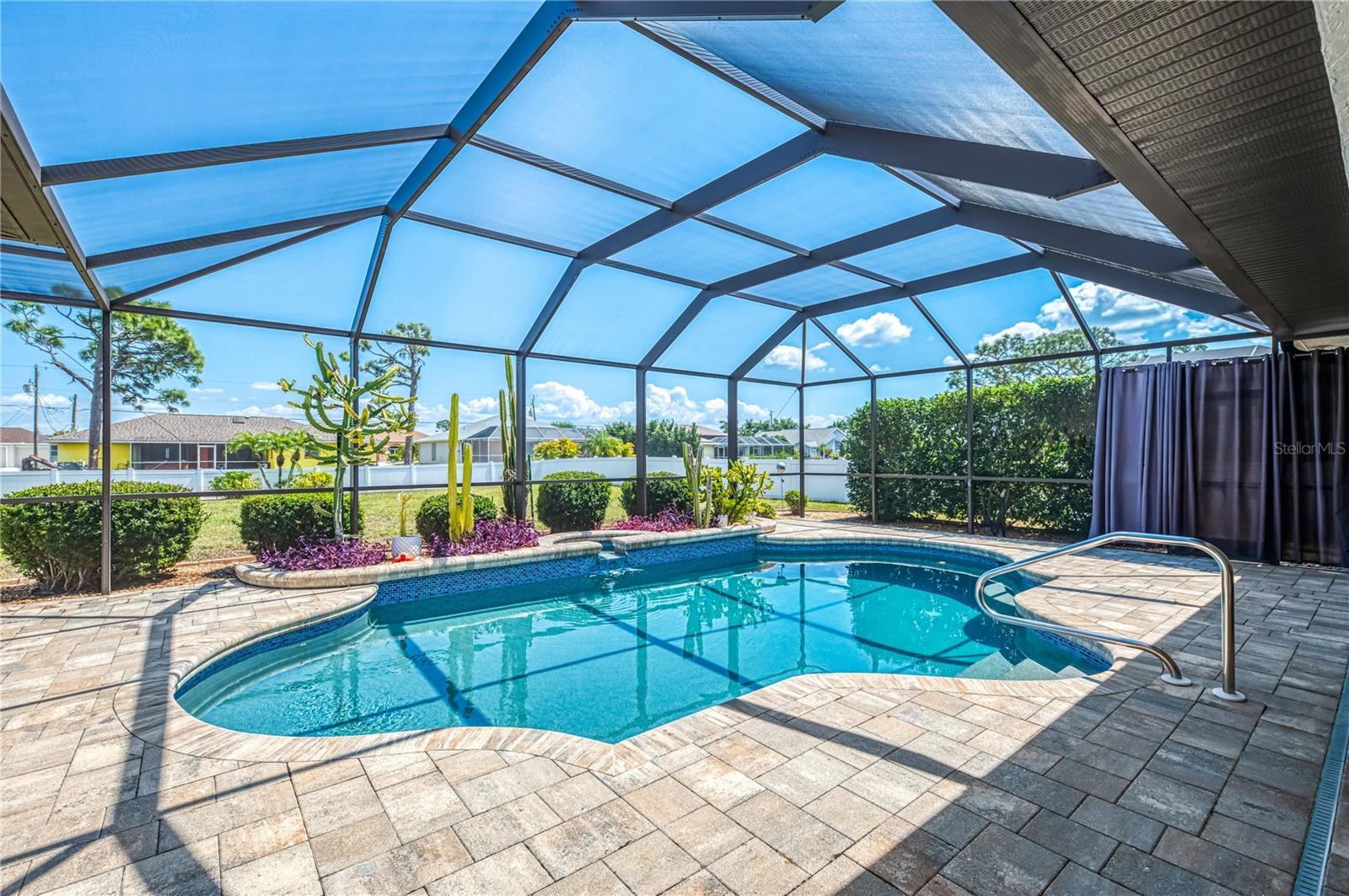 202 ROTONDA BLVD N, ROTONDA WEST, FL, 33947