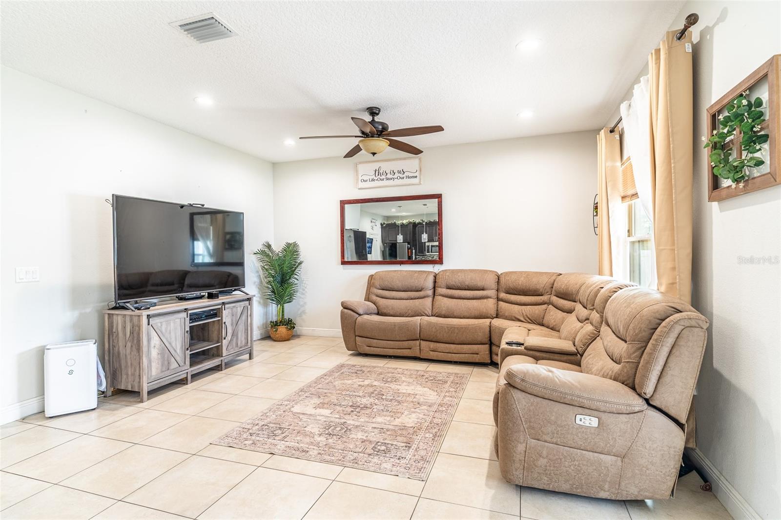 381 BEGONIA CT, POINCIANA, FL, 34759