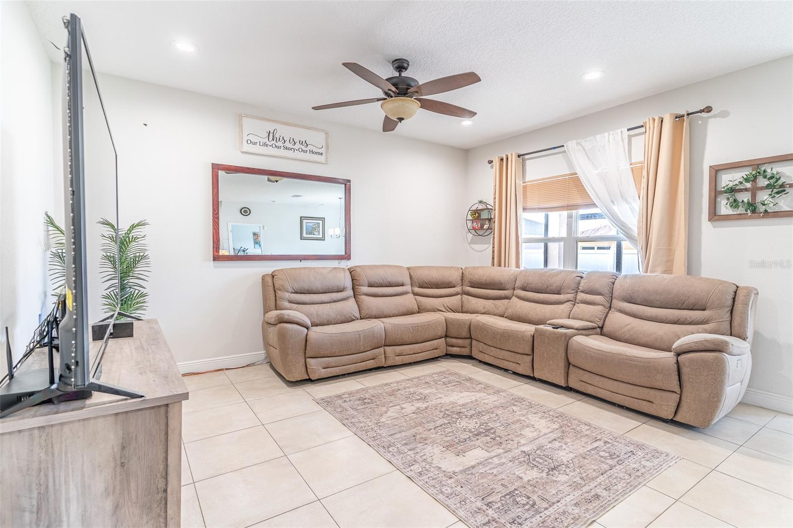 381 BEGONIA CT, POINCIANA, FL, 34759