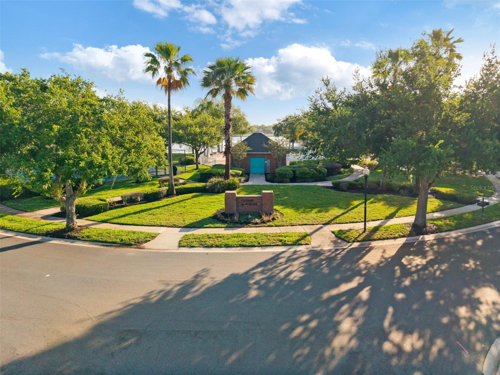 677 SENECA TRL, ST CLOUD, FL, 34772
