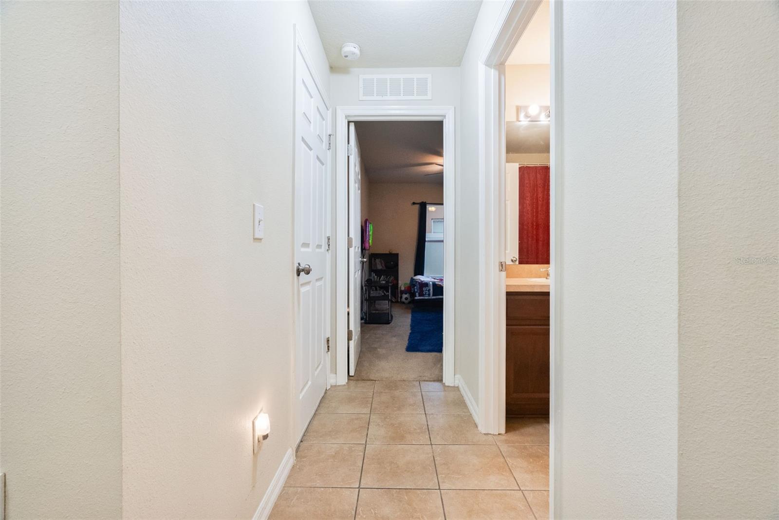 677 SENECA TRL, ST CLOUD, FL, 34772