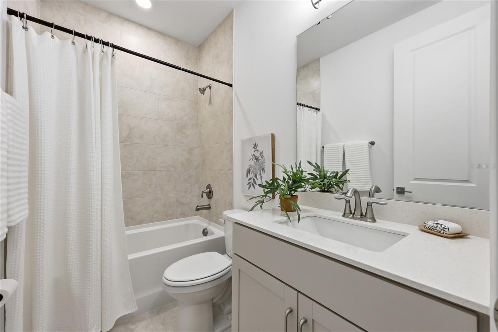 144 POINT PLEASANT DR, PALM COAST, FL, 32164