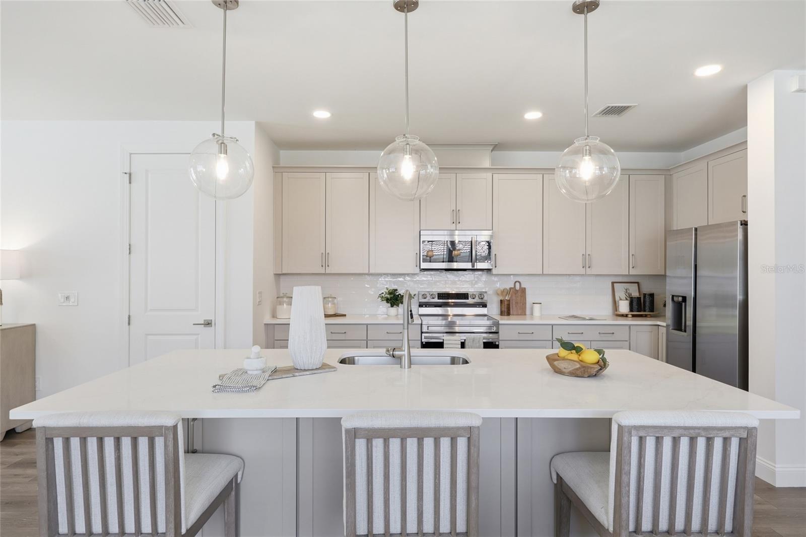 144 POINT PLEASANT DR, PALM COAST, FL, 32164