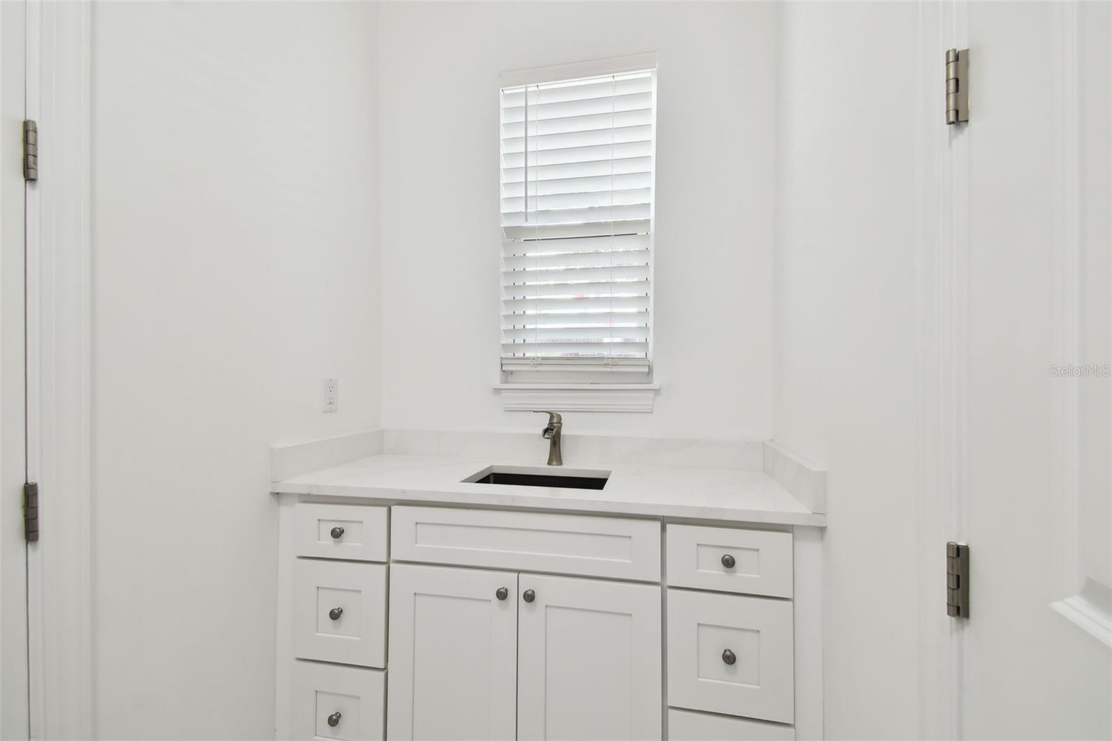 3106 W CHEROKEE AVE, TAMPA, FL, 33611