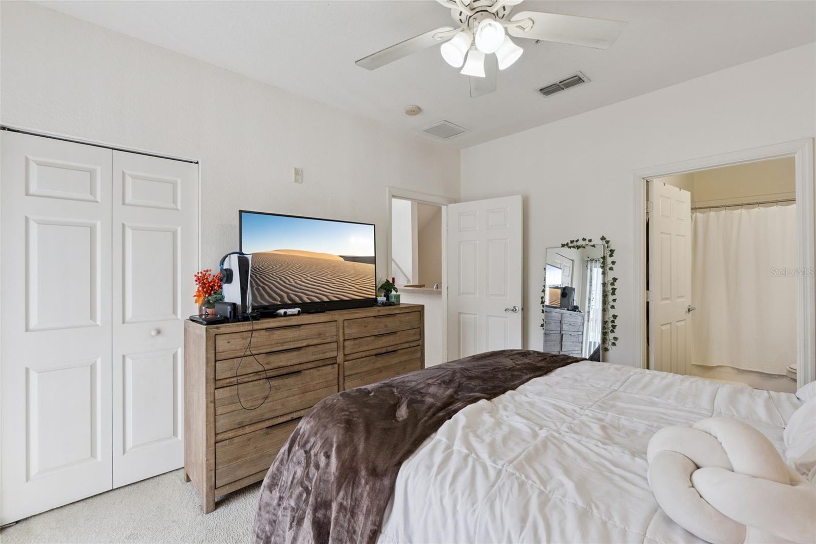 2604 GRAND CENTRAL PKWY #12, ORLANDO, FL, 32839