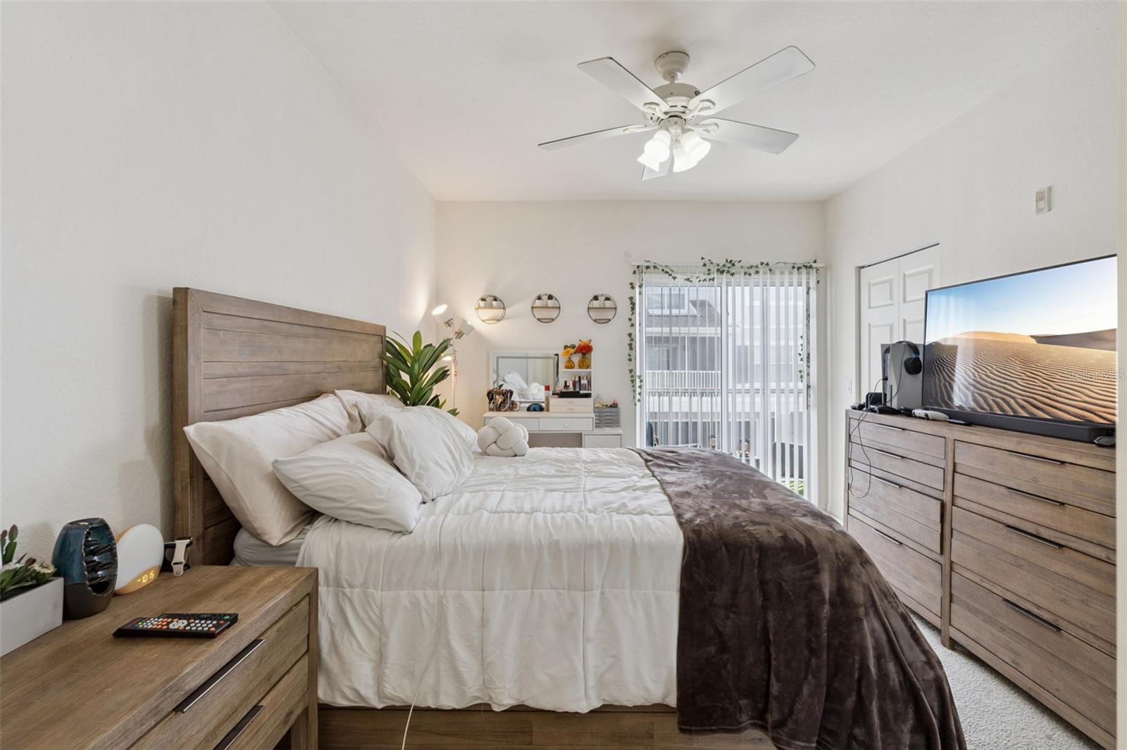 2604 GRAND CENTRAL PKWY #12, ORLANDO, FL, 32839