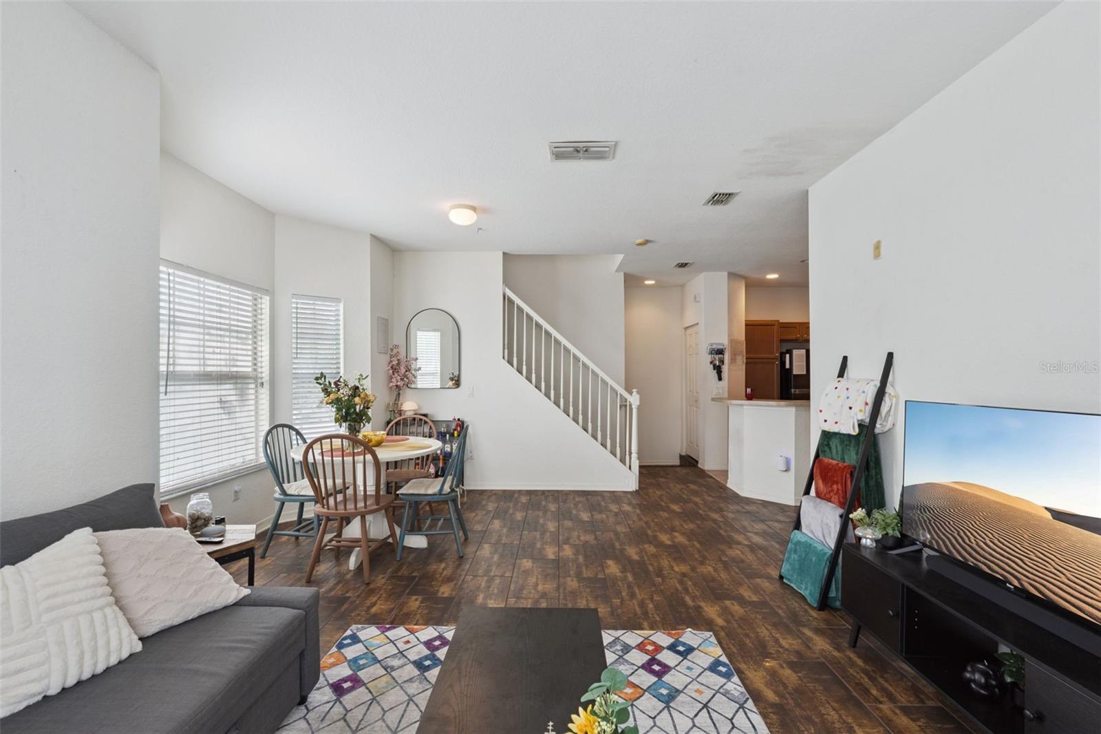 2604 GRAND CENTRAL PKWY #12, ORLANDO, FL, 32839
