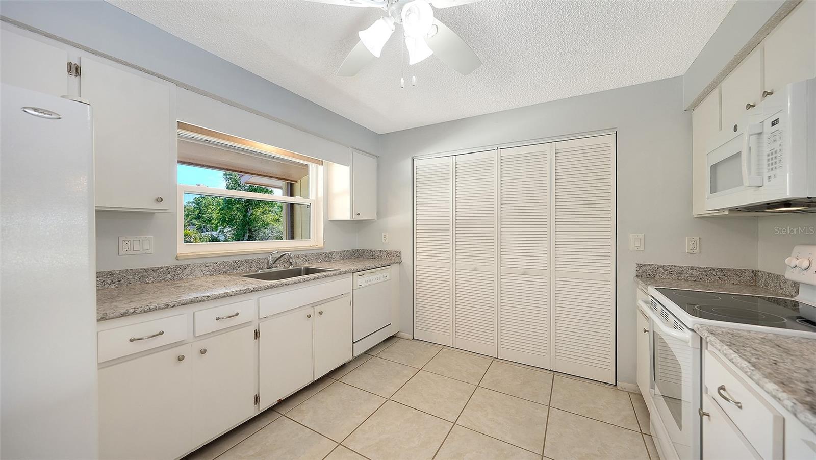 4458 NARRAGANSET TRL #93A, SARASOTA, FL, 34233