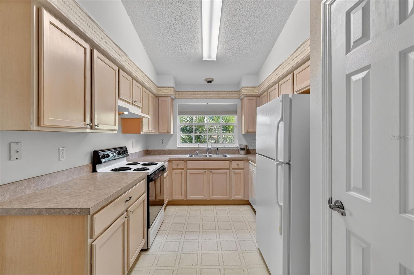 4873 MARSH HARBOR DR, TAVARES, FL, 32778