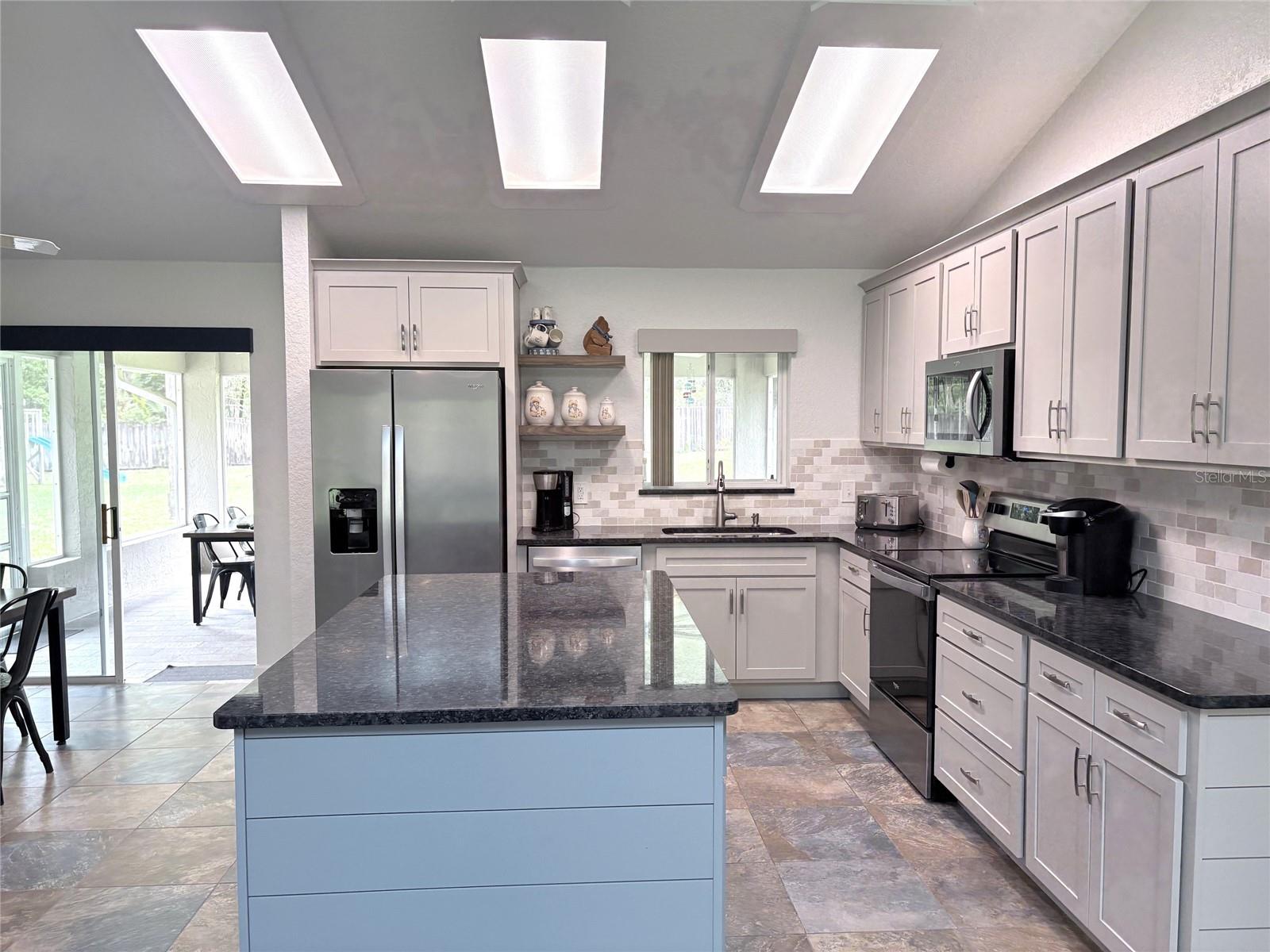 313 N HILL AVE, DELAND, FL, 32724