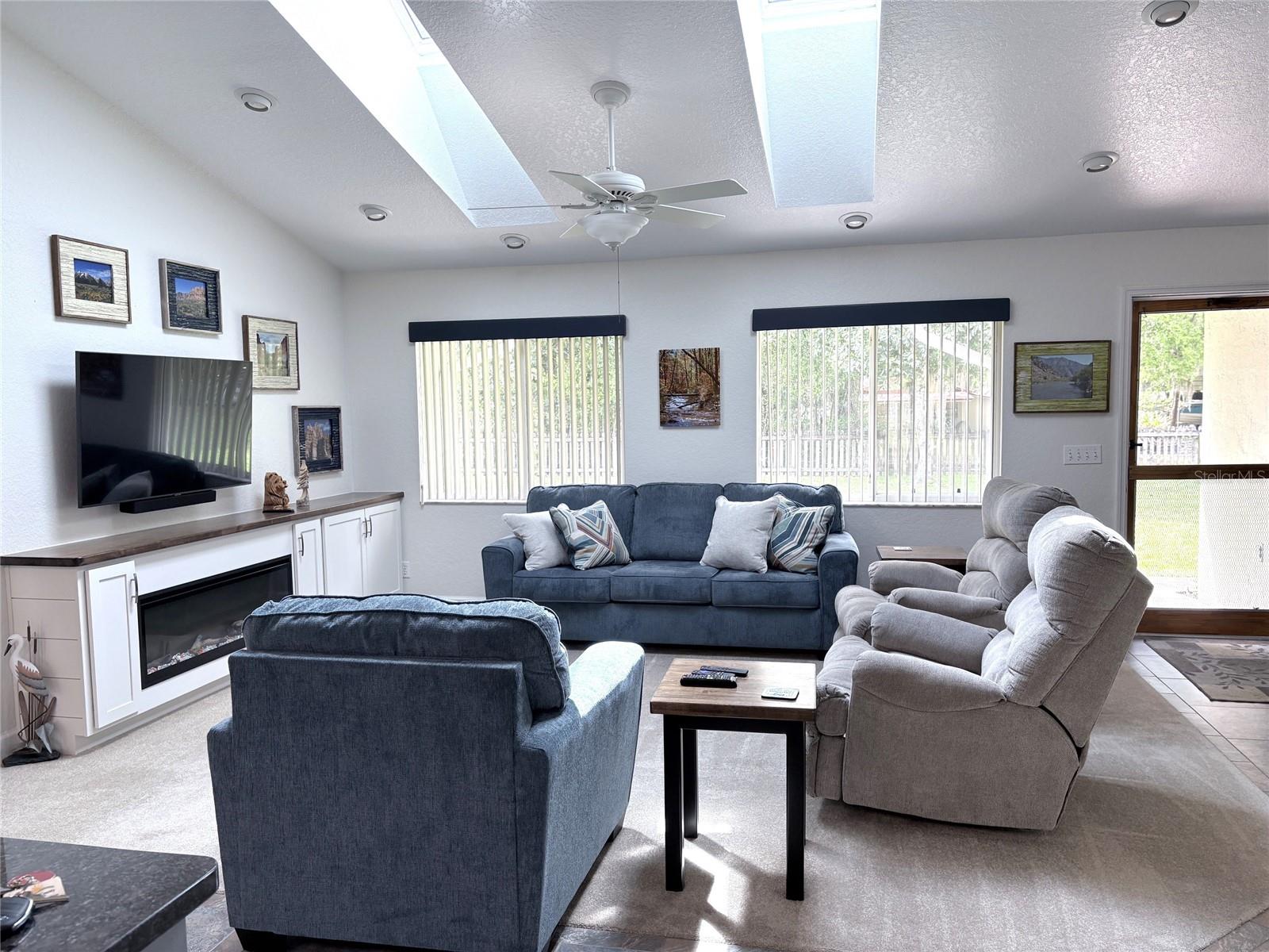 313 N HILL AVE, DELAND, FL, 32724