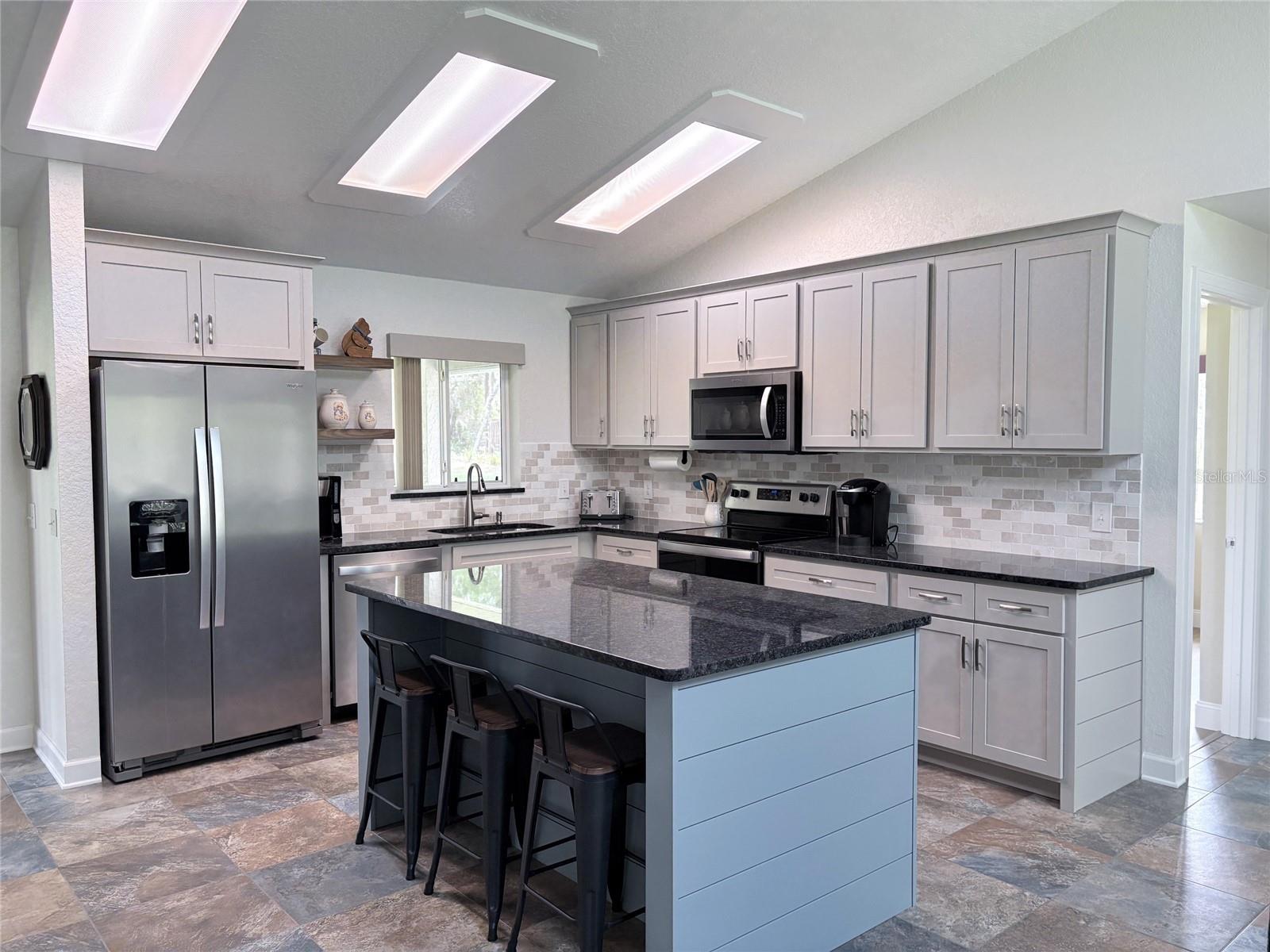 313 N HILL AVE, DELAND, FL, 32724