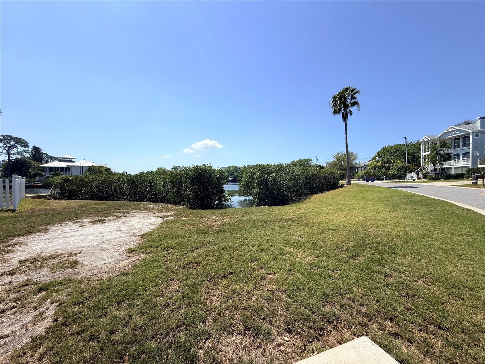 231 LAGOON DR, PALM HARBOR, FL, 34683