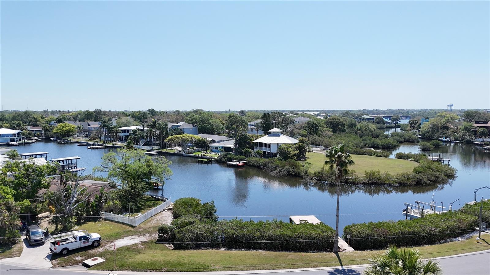 231 LAGOON DR, PALM HARBOR, FL, 34683