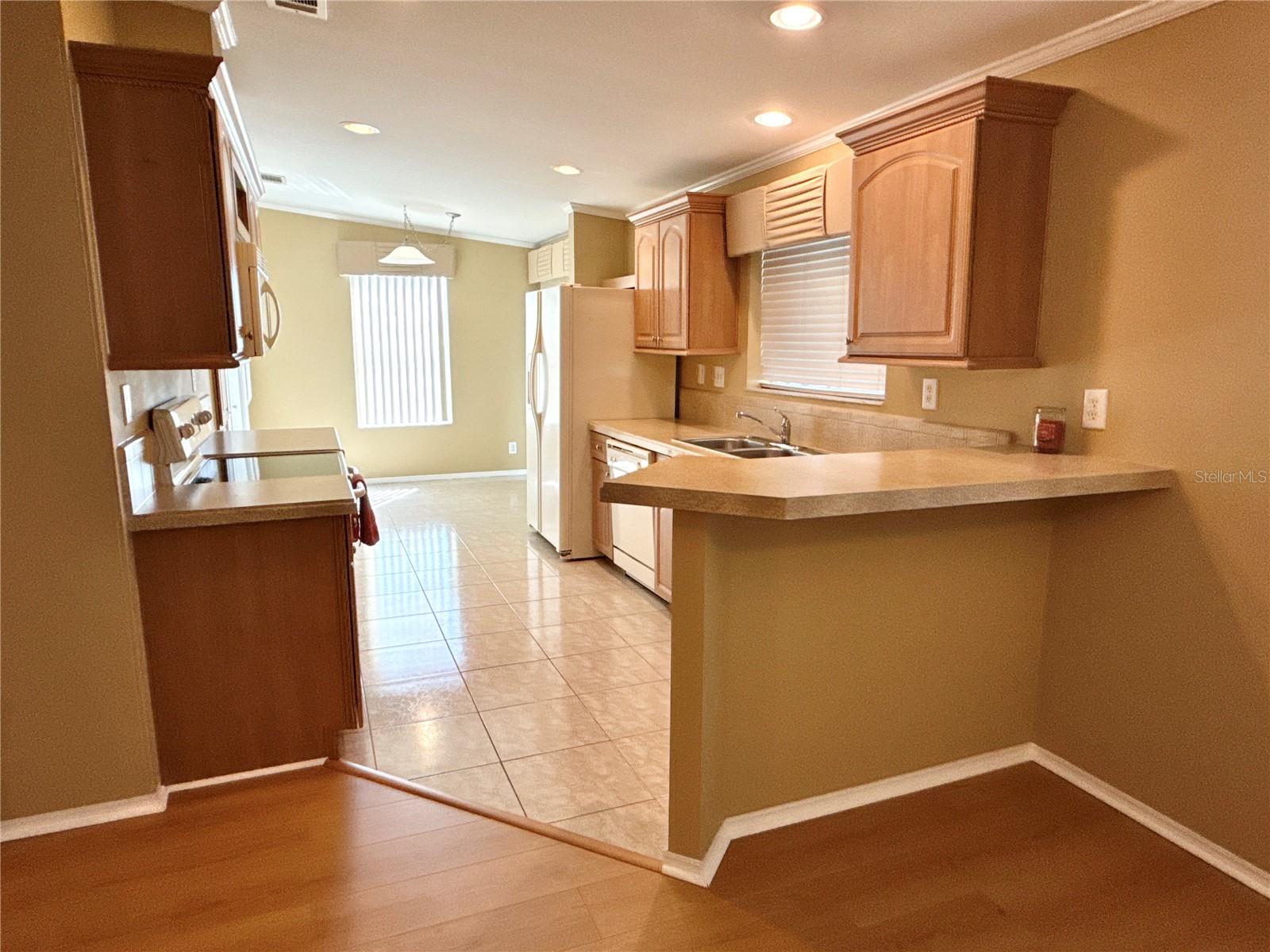 6817 MOUNT PLEASANT RD NE #49, ST PETERSBURG, FL, 33702