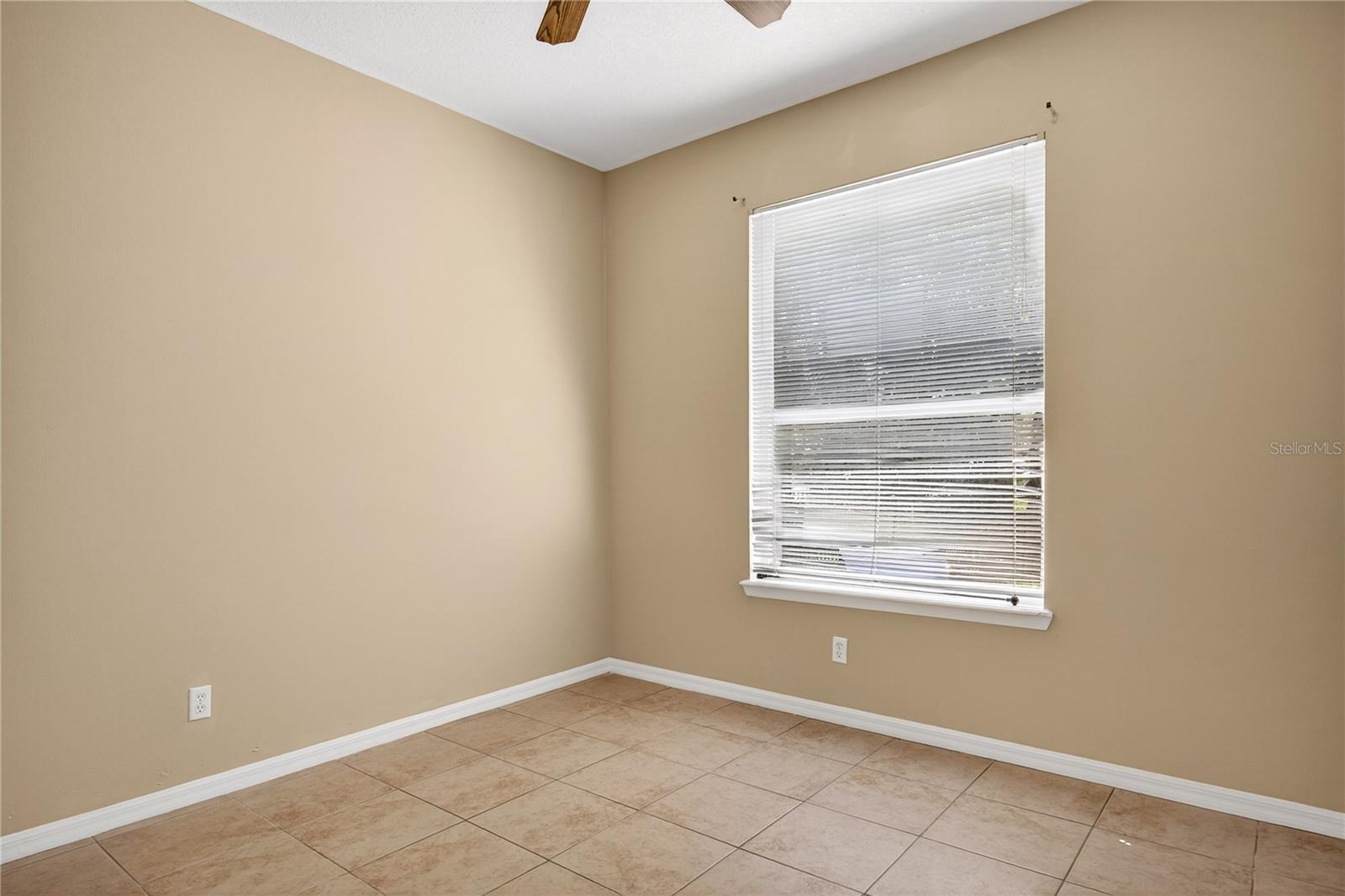 28931 BEAUCLAIRE DR, TAVARES, FL, 32778