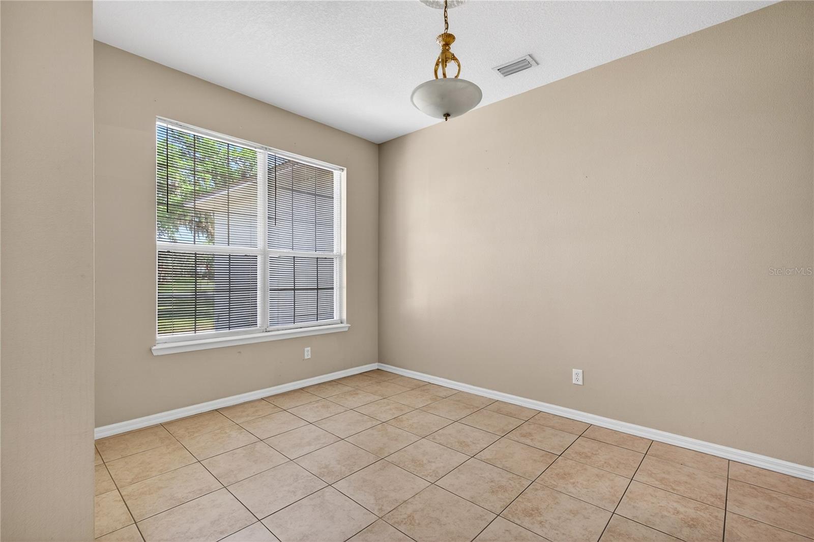 28931 BEAUCLAIRE DR, TAVARES, FL, 32778