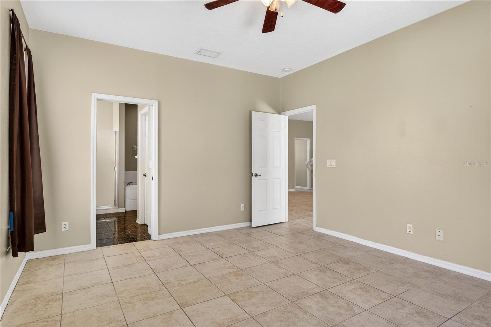 28931 BEAUCLAIRE DR, TAVARES, FL, 32778
